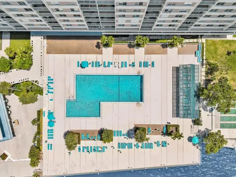 300 Bayview Drive Sunny Isles Beach FL 33160
