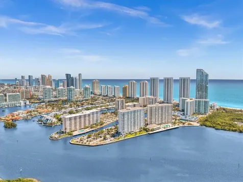 300 Bayview Drive Sunny Isles Beach FL 33160