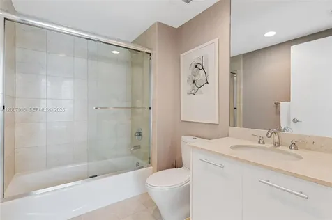 2711 S Ocean Drive Hollywood FL 33019