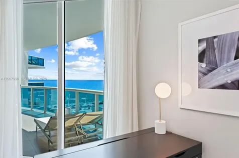 2711 S Ocean Drive Hollywood FL 33019