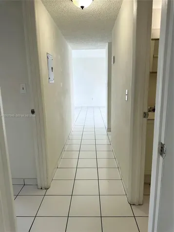 802 NW 87th Avenue Miami FL 33172