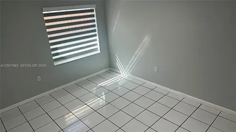 14052 SW 52nd Terrace Miami FL 33175