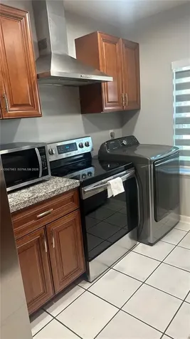 14052 SW 52nd Terrace Miami FL 33175