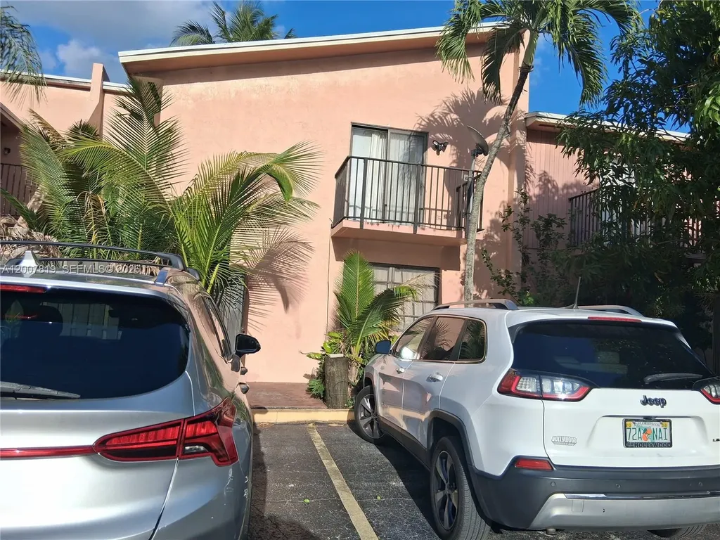 3429 SW 52nd Avenue Pembroke Park FL 33023