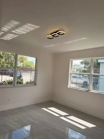 809 NW 12th Avenue Fort Lauderdale FL 33311