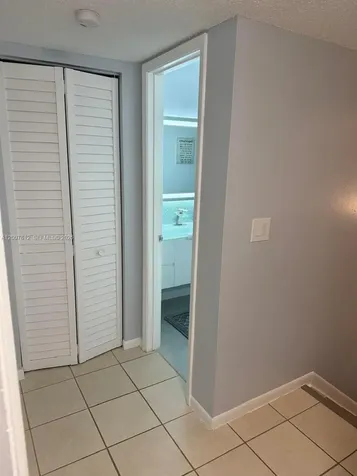 6580 W 24th Court Hialeah FL 33016