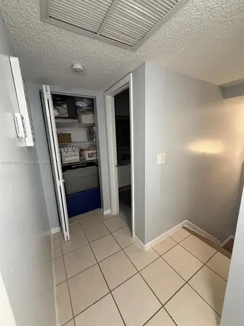 6580 W 24th Court Hialeah FL 33016