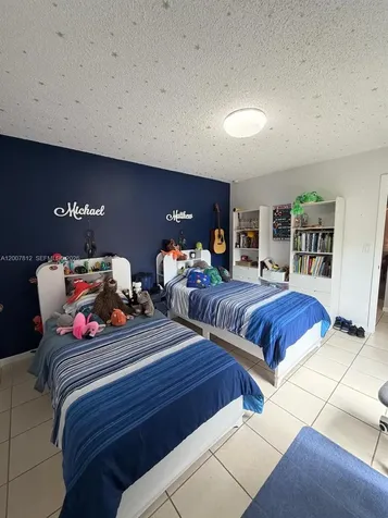 6580 W 24th Court Hialeah FL 33016