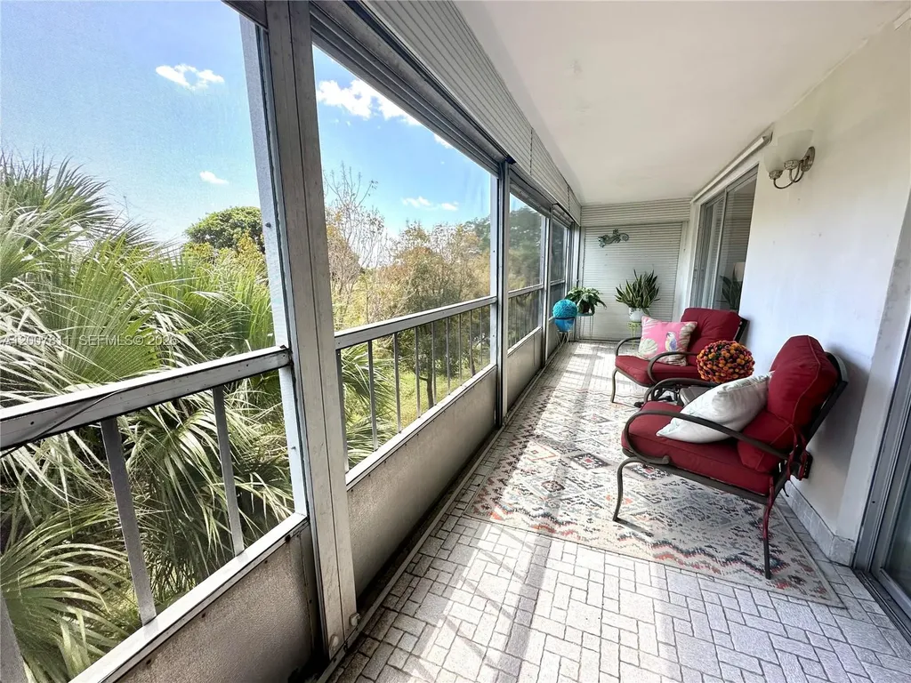 1001 Hillcrest Court Hollywood FL 33021