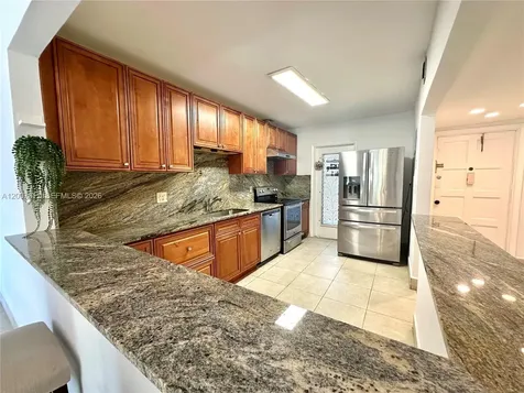 1001 Hillcrest Court Hollywood FL 33021