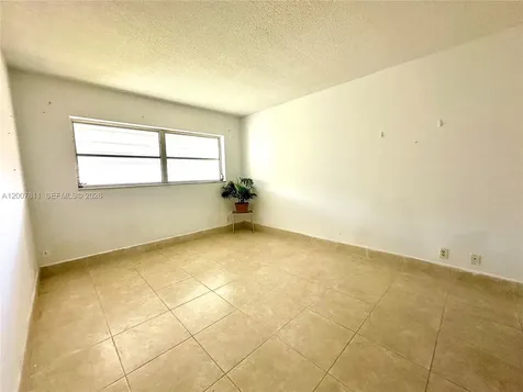 1001 Hillcrest Court Hollywood FL 33021