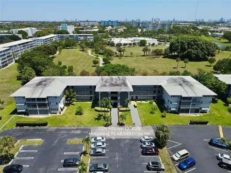 1001 Hillcrest Court Hollywood FL 33021