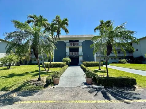 1001 Hillcrest Court Hollywood FL 33021