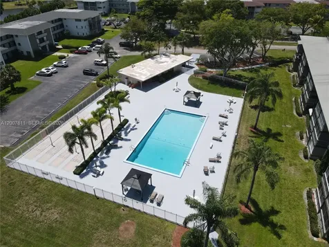 1001 Hillcrest Court Hollywood FL 33021