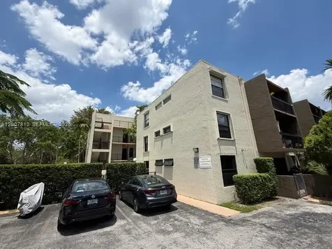 709 Curtiss Parkway Miami Springs FL 33166