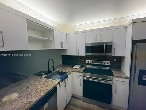 709 Curtiss Parkway Miami Springs FL 33166