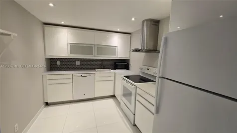 2500 Parkview Drive Hallandale Beach FL 33009