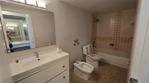 2500 Parkview Drive Hallandale Beach FL 33009