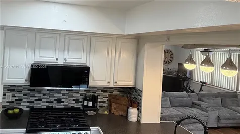 9431 NW NW 24th Street Sunrise FL 33322