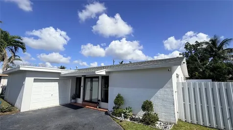 9431 NW NW 24th Street Sunrise FL 33322