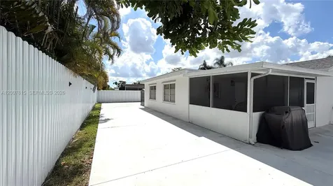 9431 NW NW 24th Street Sunrise FL 33322