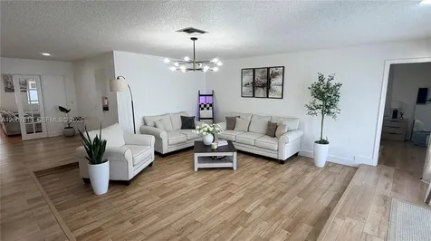 9431 NW NW 24th Street Sunrise FL 33322