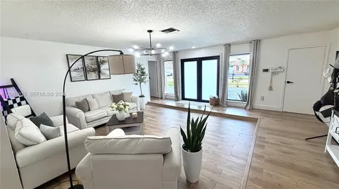 9431 NW NW 24th Street Sunrise FL 33322