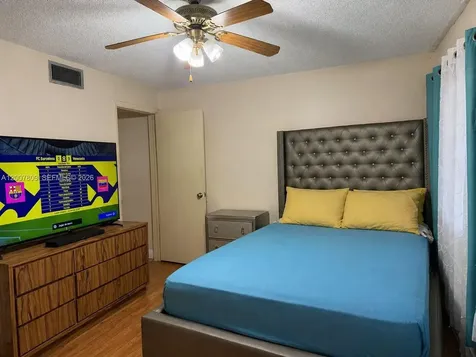 1910 W 56th Street Hialeah FL 33012
