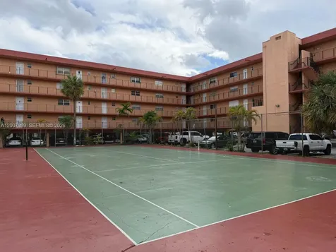 1910 W 56th Street Hialeah FL 33012