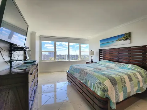 3505 S Ocean Drive Hollywood FL 33019