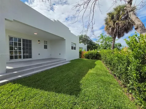 4008 Greenwood Avenue West Palm Beach FL 33407