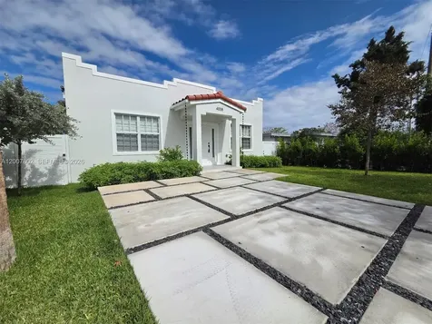 4008 Greenwood Avenue West Palm Beach FL 33407