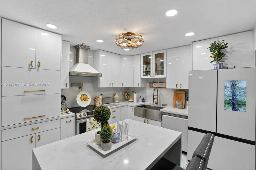 15201 SW 177th Terrace Miami FL 33187
