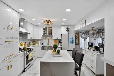 15201 SW 177th Terrace Miami FL 33187