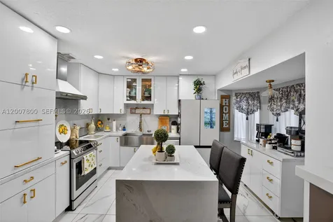 15201 SW 177th Terrace Miami FL 33187