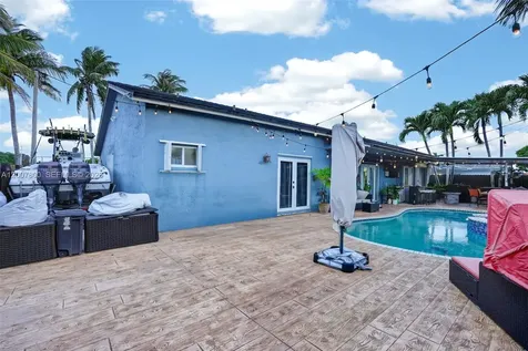 15201 SW 177th Terrace Miami FL 33187
