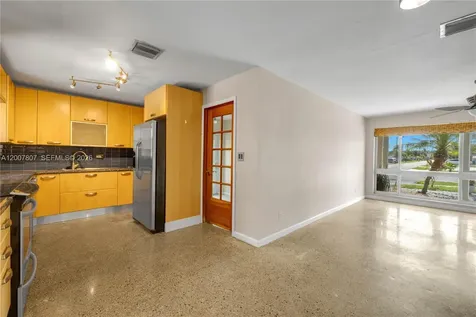 4051 NE 17th Terrace Pompano Beach FL 33064
