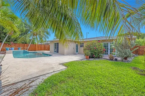 4051 NE 17th Terrace Pompano Beach FL 33064