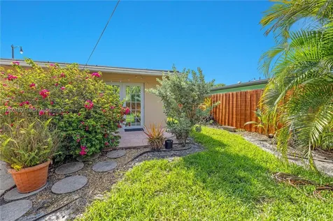 4051 NE 17th Terrace Pompano Beach FL 33064