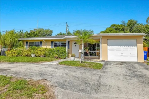 4051 NE 17th Terrace Pompano Beach FL 33064