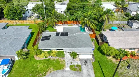 4051 NE 17th Terrace Pompano Beach FL 33064