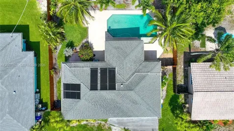 4051 NE 17th Terrace Pompano Beach FL 33064