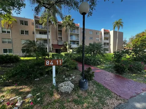 8411 NW 8th Street Miami FL 33126
