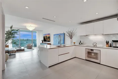 10201 Collins Avenue Bal Harbour FL 33154