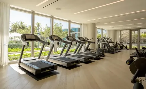 10201 Collins Avenue Bal Harbour FL 33154