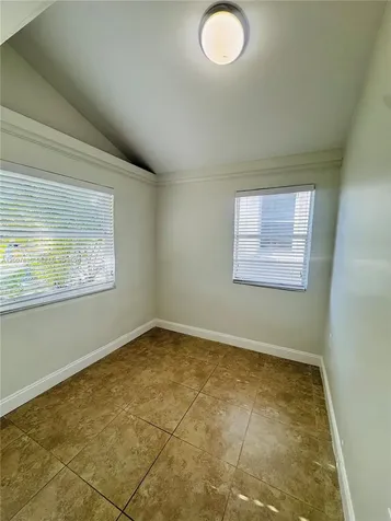 2816 Pine Tree Drive Miami Beach FL 33140