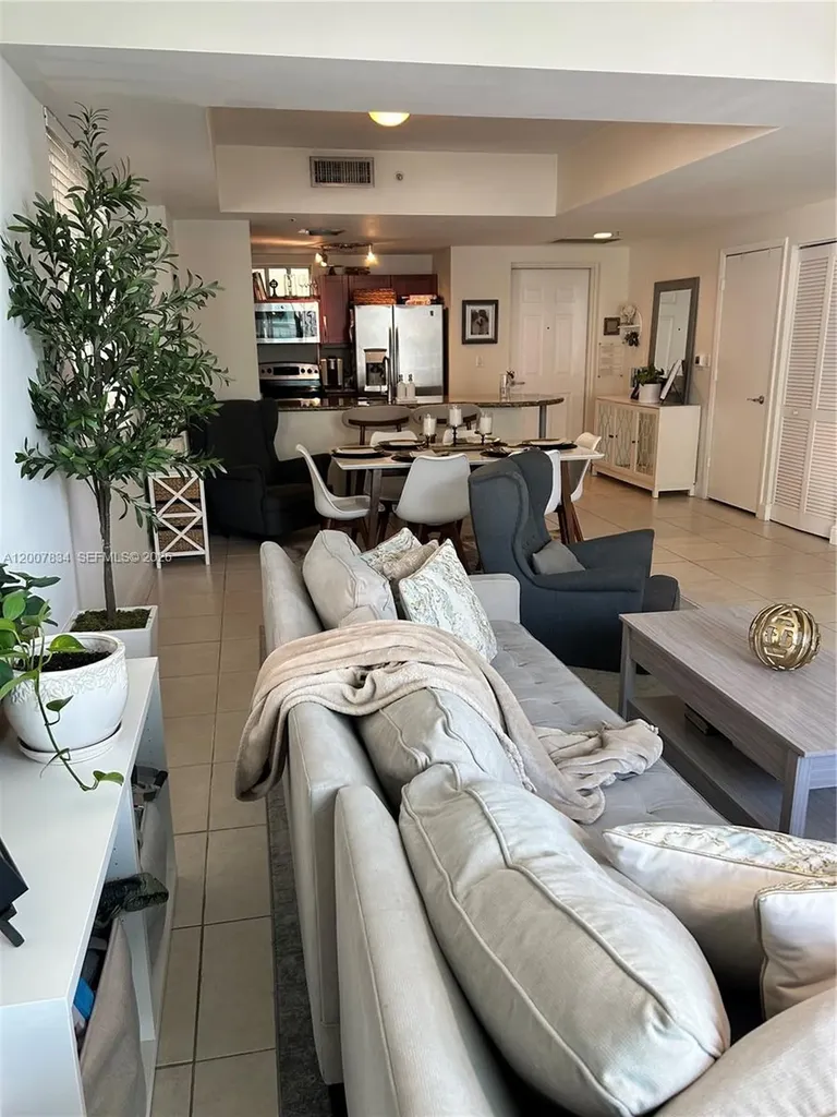 7275 SW 90th Street Miami FL 33156