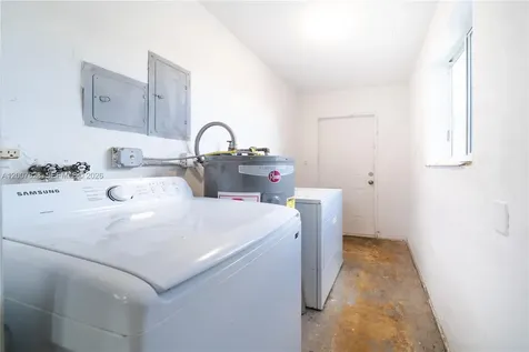 2406 NW 67th Street Miami FL 33147