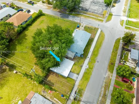 2406 NW 67th Street Miami FL 33147