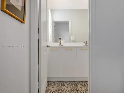 2349 NW 122nd Terrace Miami FL 33167